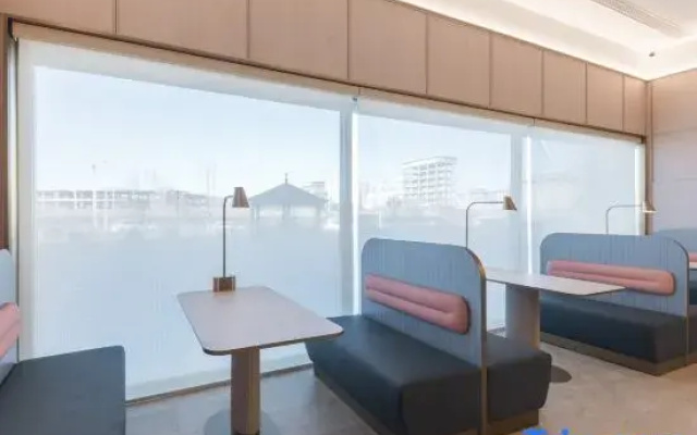HanTing Hotel (Beijing Happy Valley Shuanghe Subway Station)