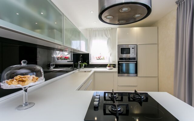 Luxury  Apartments Giovanni with  pool