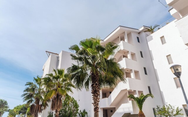 Palm Oasis Apartment Qerret