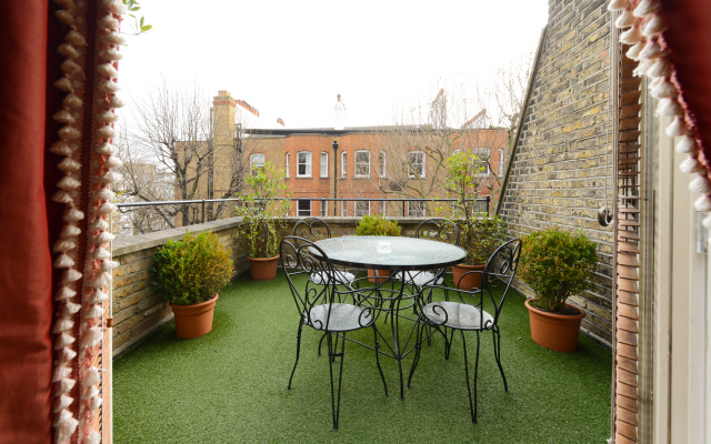 Twenty Nevern Square Hotel