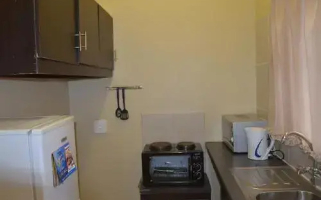 Henry George Guest House