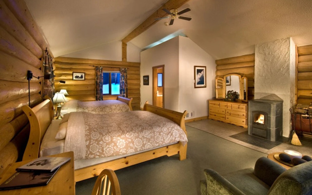 Bell 2 Lodge