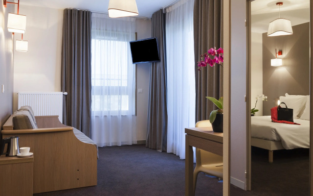 Nehô Suites Porte de Genève - Gare Annemasse