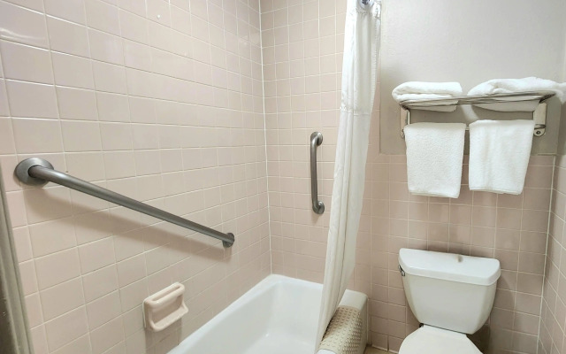 Days Inn by Wyndham McAllen