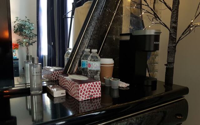 Wander - Downtown London