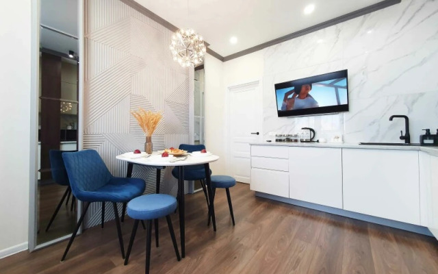 UT Адоратского 1Б