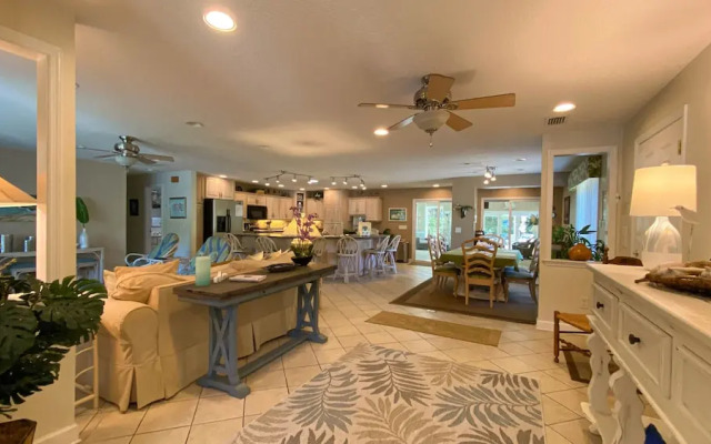 Newmans Beachview 3 Bedroom Home