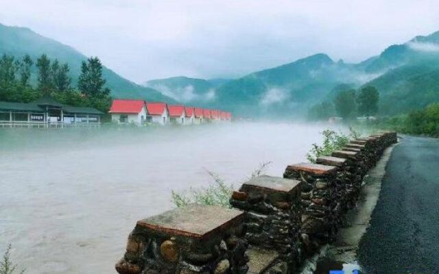 Northern Zhouzhuang Resort