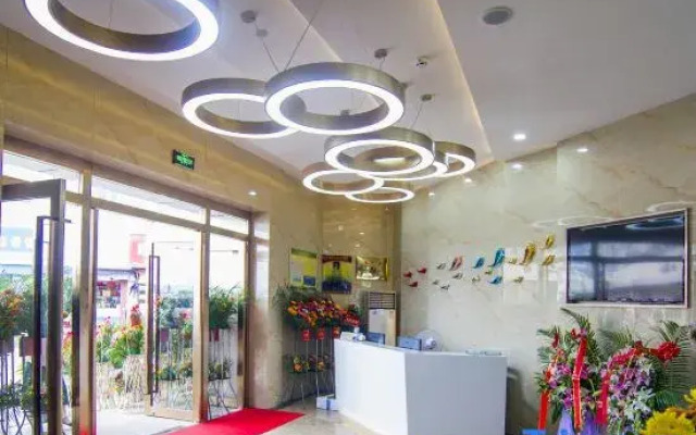 Xinrong Hotel