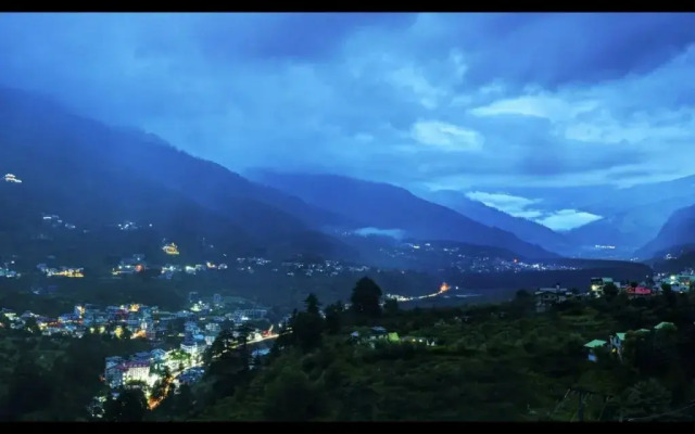 Hotel Chandertal Manali