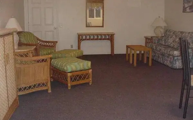Halemalu Upcountry Suites