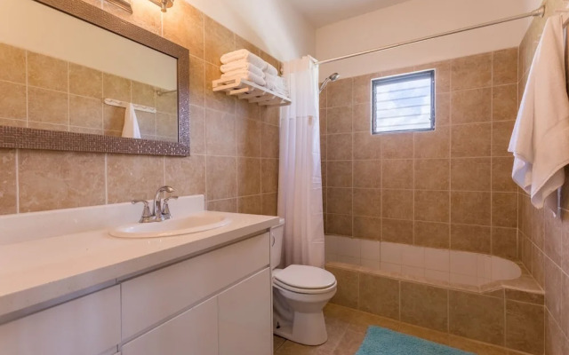 Coralito Bay Suites & Villas