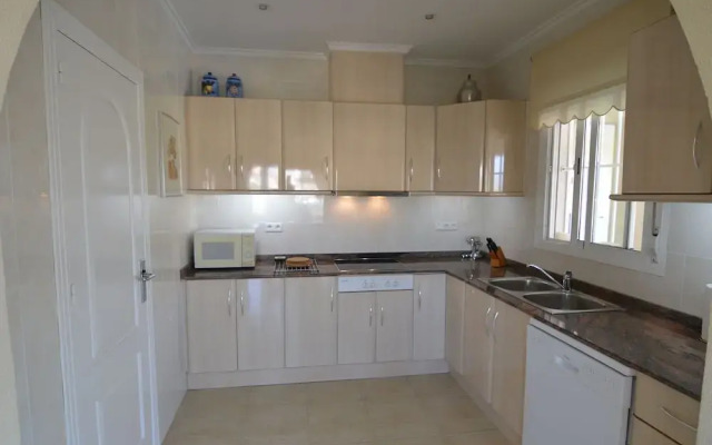 Cozy Villa in Rojales With Private Swimming Pool