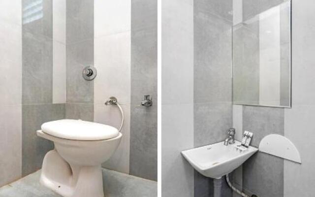 OYO 26923 Hotel Landmark Continental