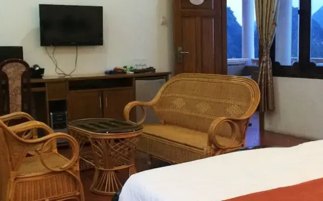 The Long Hotel Ninh Binh