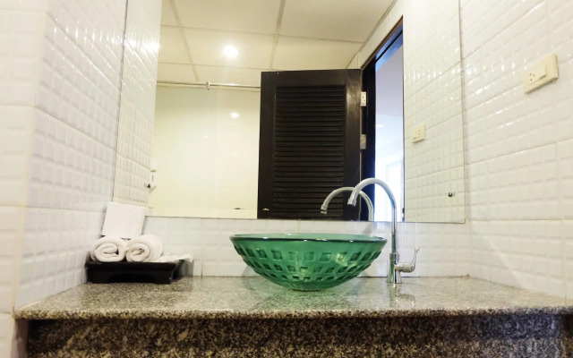 Grand Hill Resort and Spa