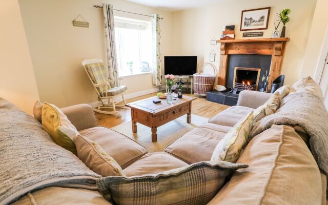 Whispering Willows - The Bungalow