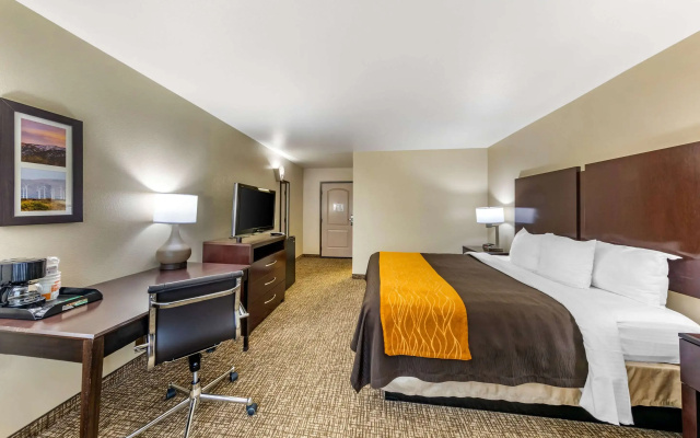 Comfort Inn & Suites San Bernardino