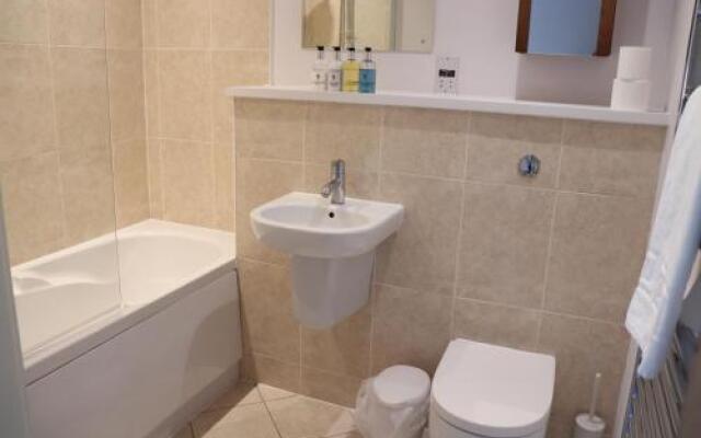 Quayside Serviced Apartments