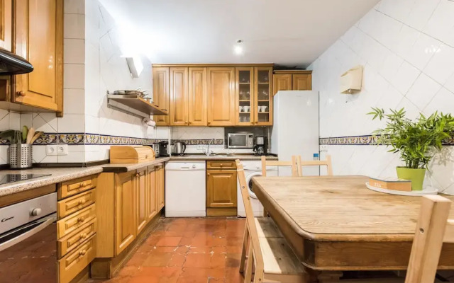 Vegas Apartment Center