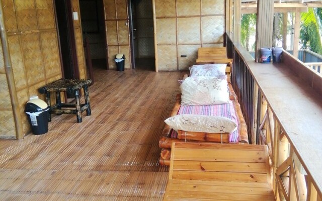 Anilao Dive Inn - Hostel