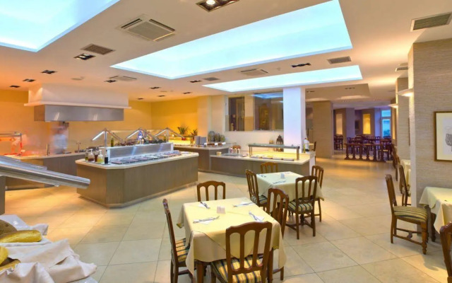 Elinotel Apolamare Hotel