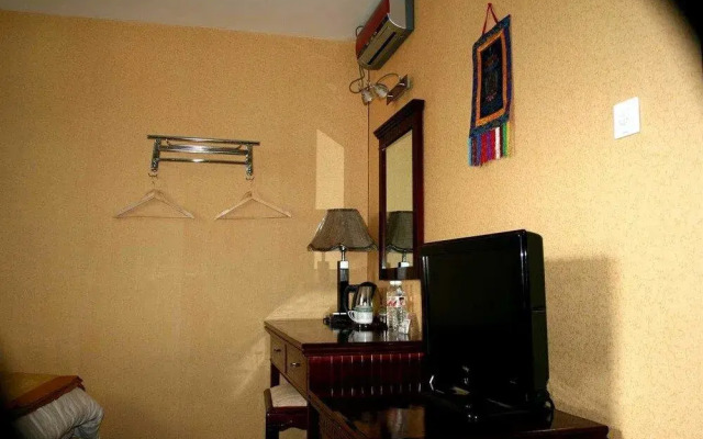 Shangri-la Tibetan Family Inn