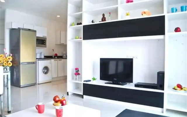 Kamala Regent 3 bedrooms apartment with rooftop pool