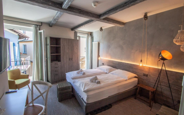 Seven Boutique Hotel – Guest Rooms – Ascona