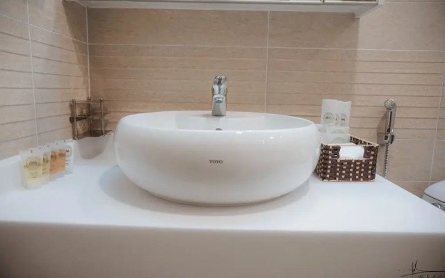 Kathy Apartment Vinhomes