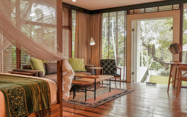 Chapung Sebali Hotel