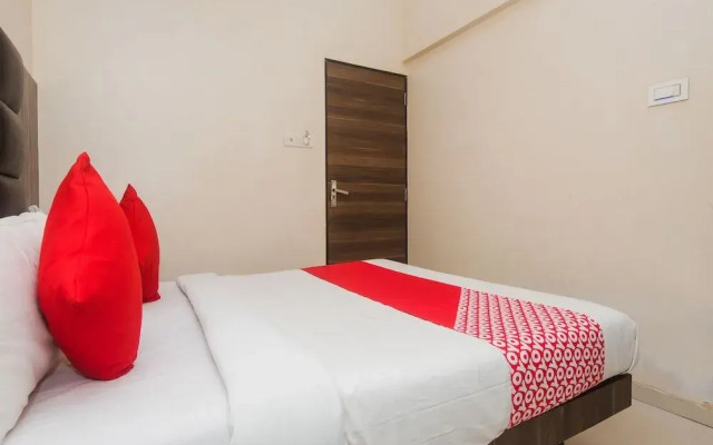 OYO 24050 Hotel Sweet Dream