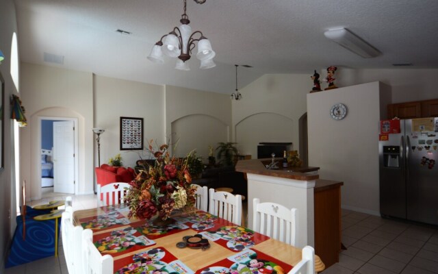 4726 4-bedroom Pool Home,cumbrian Lakes Kissimmee