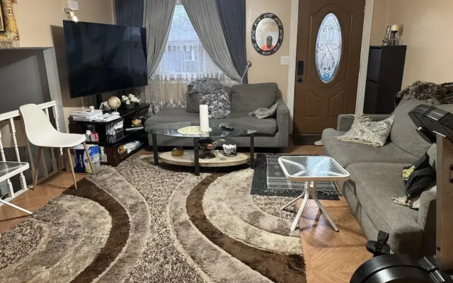 5 Bedroom Apartment Hotel