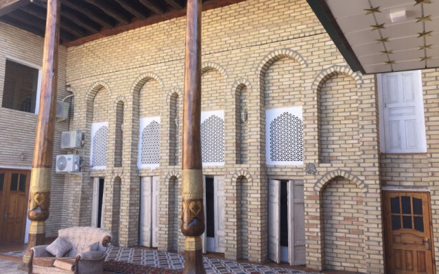 Sohibqiron Guest House