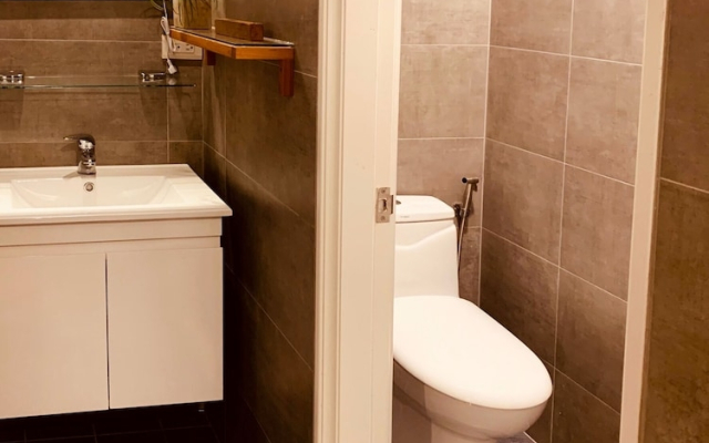 Yian Branch2 Backpacker lnn