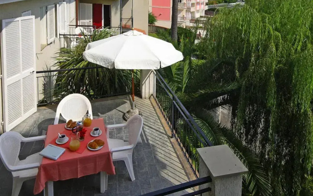 Apartment in San Bartolomeo Al Mare