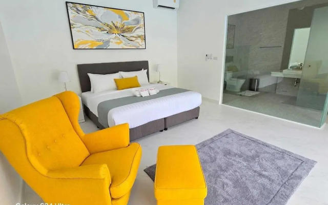 Bougain Villas Salad Beach