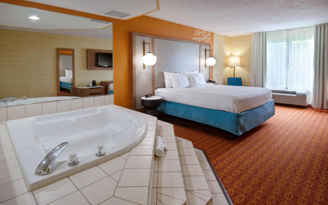 Fairfield Inn & Suites by Marriott Detroit Farmington Hills