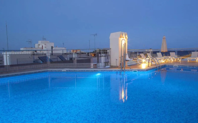 Duquesa Playa Aparthotel