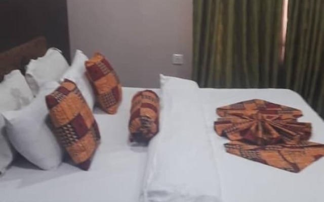 Transtell Suites & Apartments