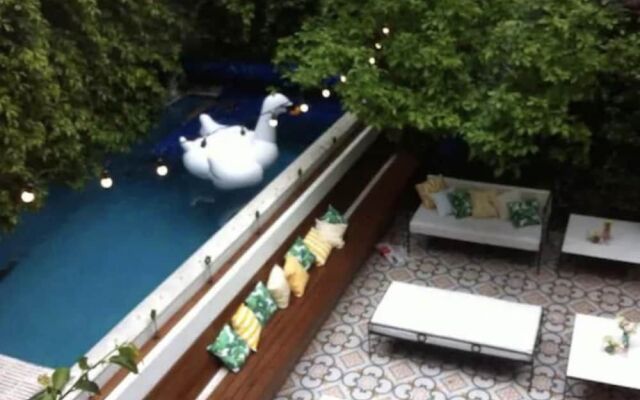 Charming Service Quarters In Mansion In San Telmo