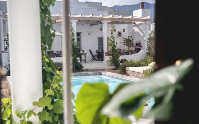 The Grand Hotel Robertson