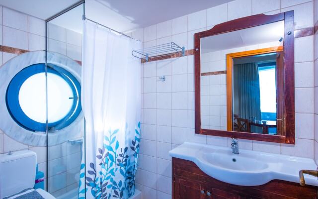 Eleni Beach Hotel