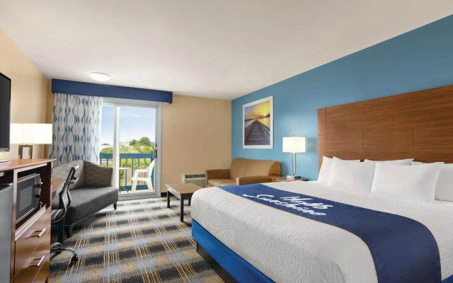 Days Inn by Wyndham Middletown/Newport Area