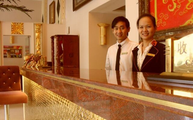 Fortune 1127 Central Hotel