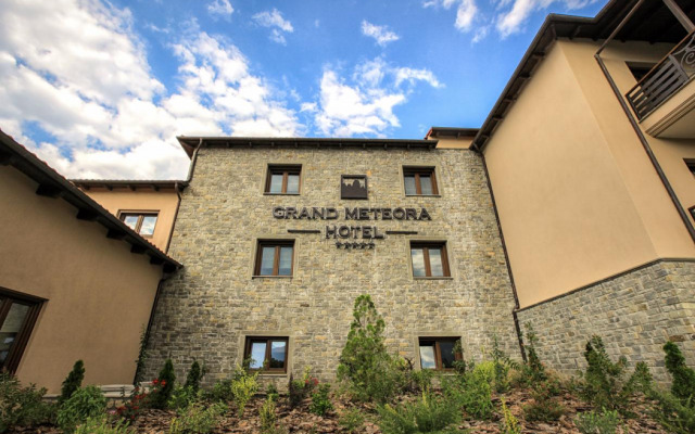 Grand Meteora Hotel