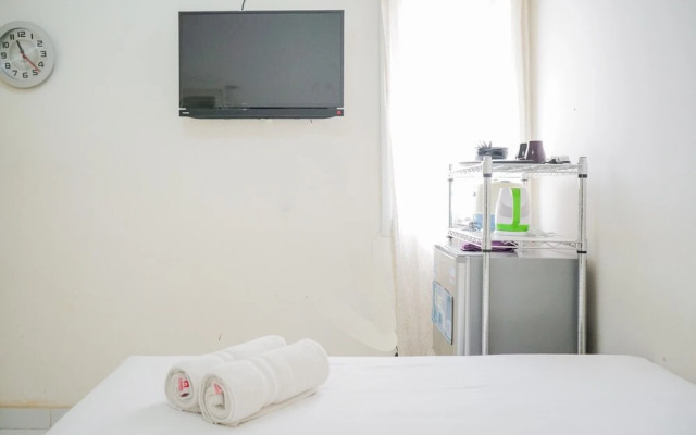 Minimalist and Comfy Studio Apartment Aeropolis Residence