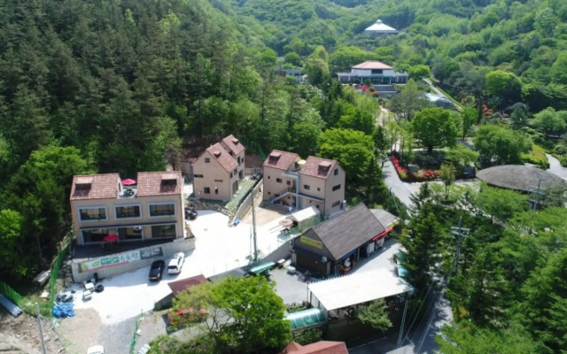 Wanju Madangi Sumokwon Pension