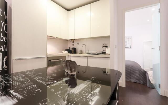 Marques Design II by Homing